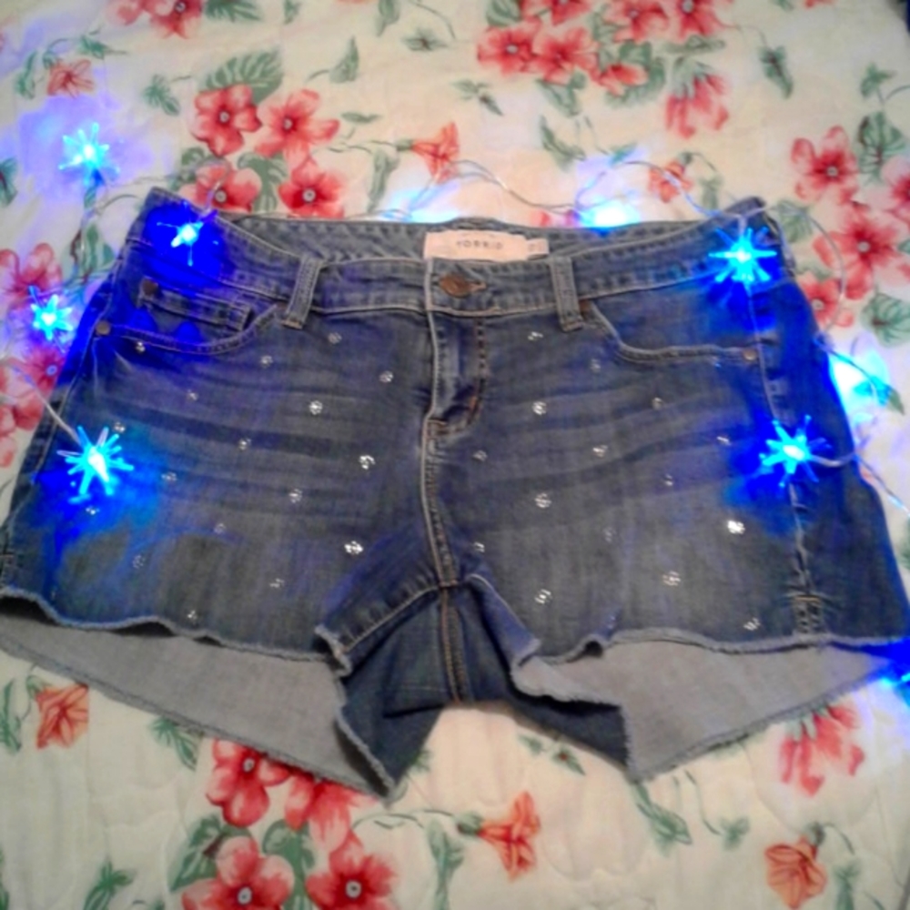 Torrid jean shorts  Size :12